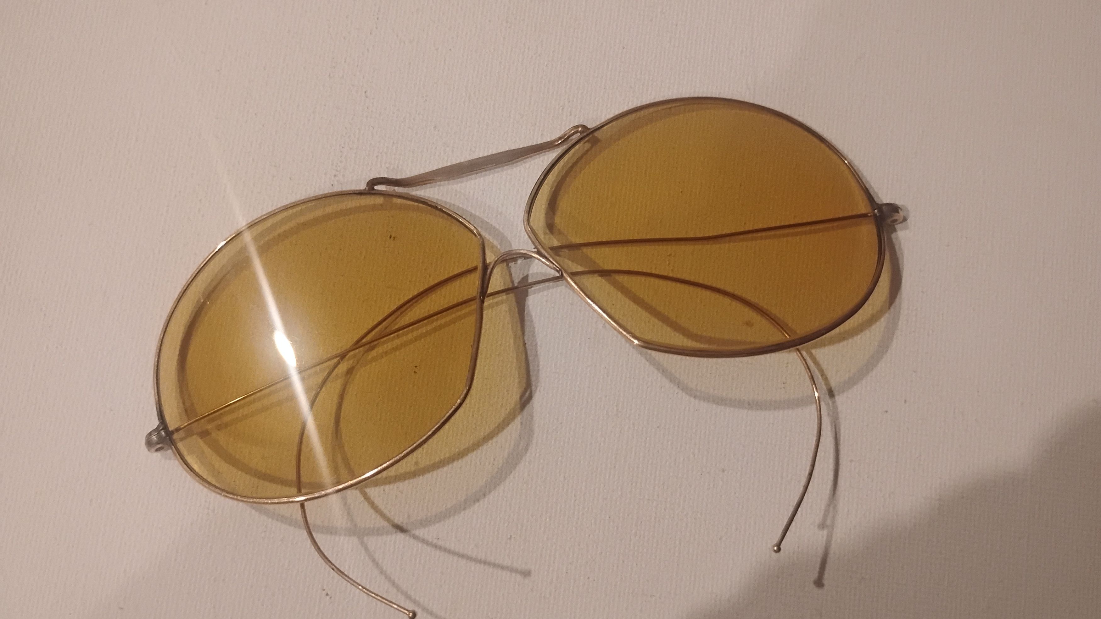 Other Vintage Gold Aviator Sunglasses Size ONE SIZE - 1 Thumbnail
