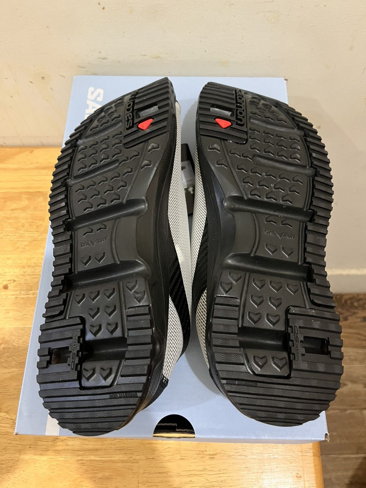 Salomon Salomon x Sandy Liang Moc 3.0 Size US 11 / EU 44 - 3 Thumbnail