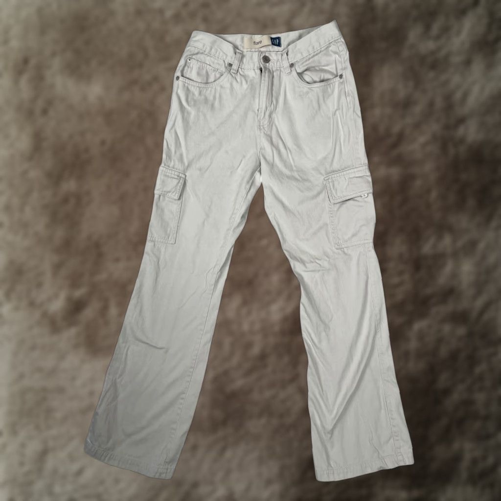Gap VTG Gap Cargo Pants Womens 6 Beige Flare Leg Twill Utility Pockets Casual Y2K Size 28" / US 6 / IT 42 - 1 Thumbnail