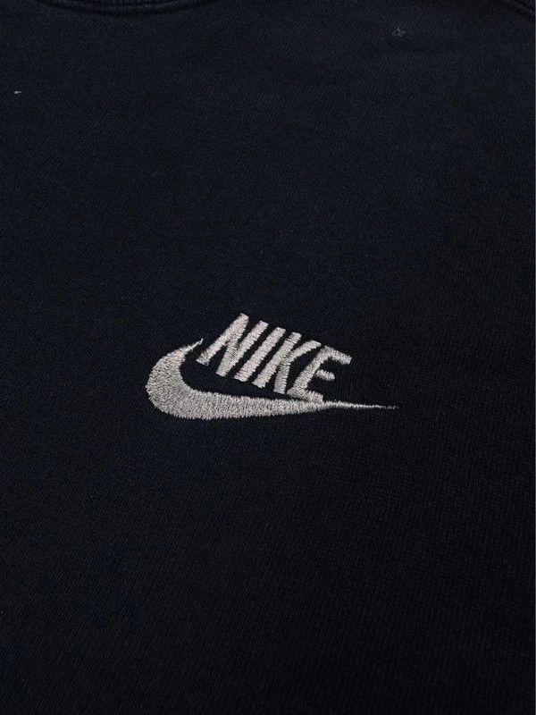 Nike crewneck sweatshirt black swoosh logo vintage 90s L boxy Size US L / EU 52-54 / 3 - 4 Thumbnail