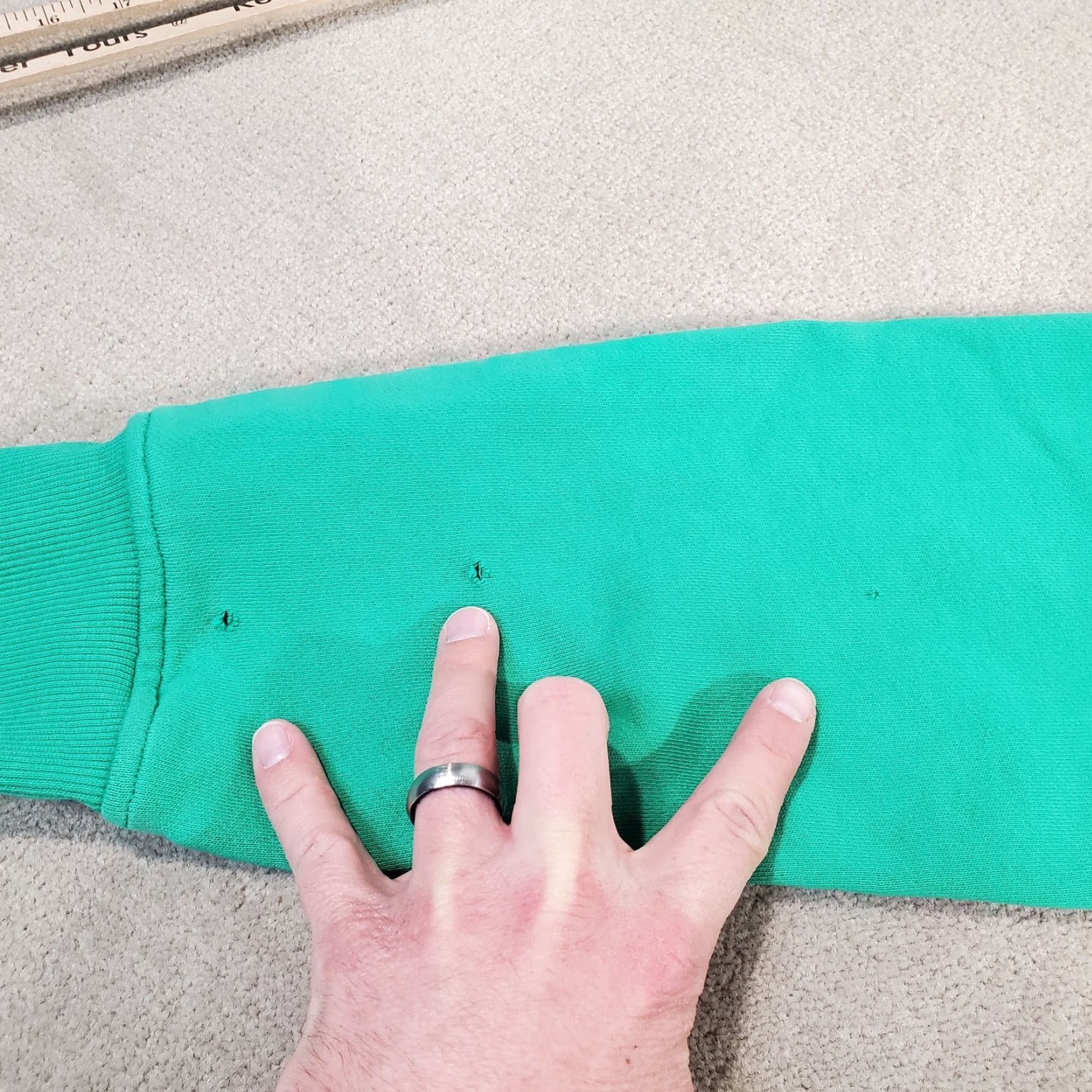 Vintage Greyson Hoodie Mens M Green Solid Pullover Pocket Logo Sweatshirt Sweatshirt Pullover Casual Men Regular Green 90s? Size US M / EU 48-50 / 2 - 4 Thumbnail