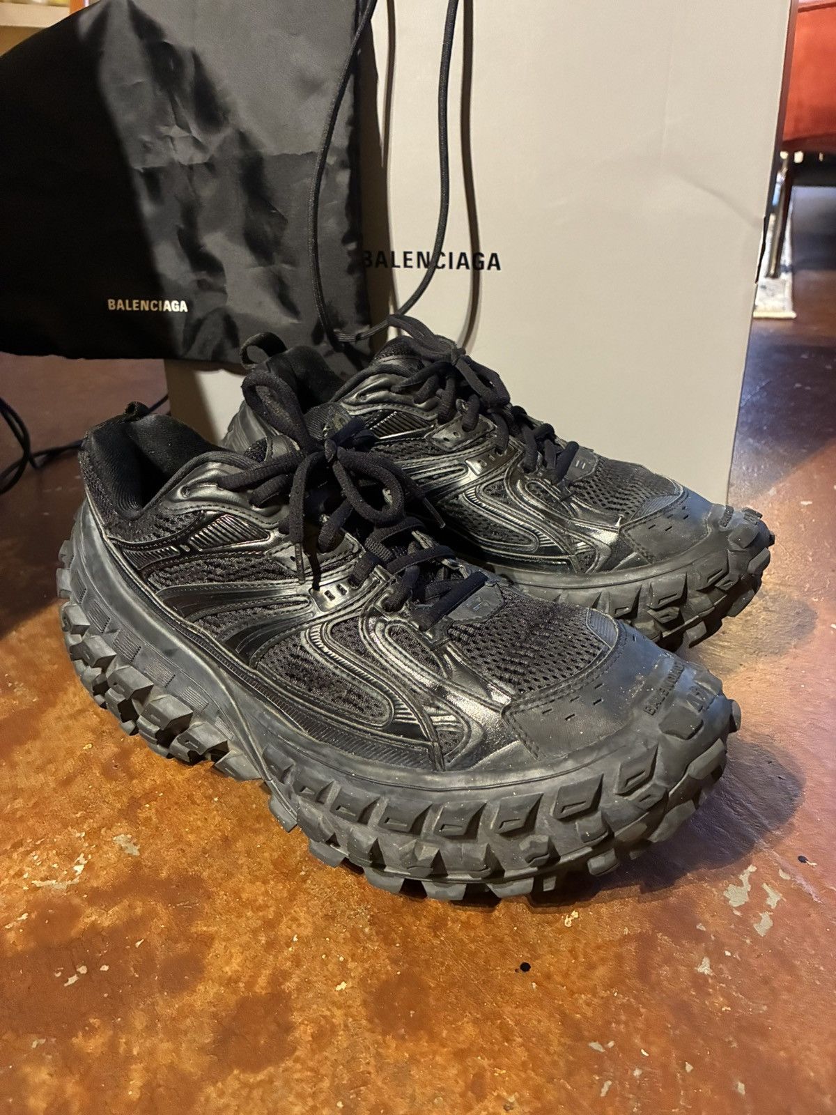 Balenciagaバレンシアガ　ディフェンダー　バウンサー　42 BALENCIAGA DEFENDER 42 バレンシアガ ディフェンダー 42