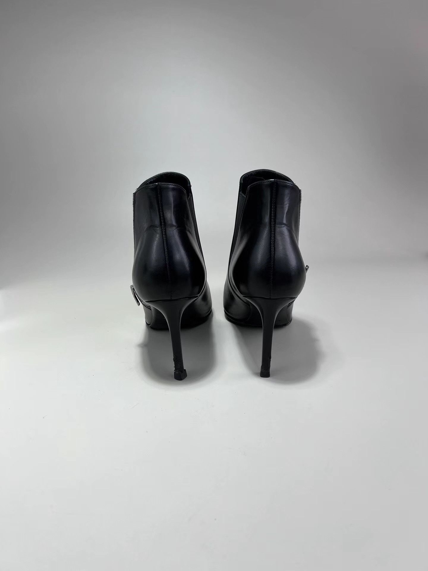 Saint Laurent Paris SAINT LAURENT SLP Black Ankle Boots Size US 7.5 / IT 37.5 - 3 Thumbnail