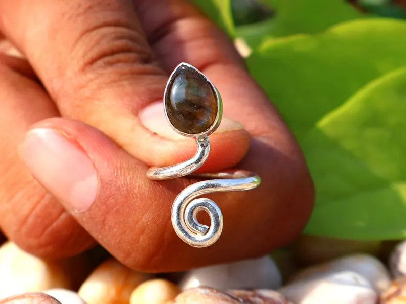 Handmade Handmade Labradorite Spiral Ring, Sterling Silver Ring Size ONE SIZE - 2 Thumbnail