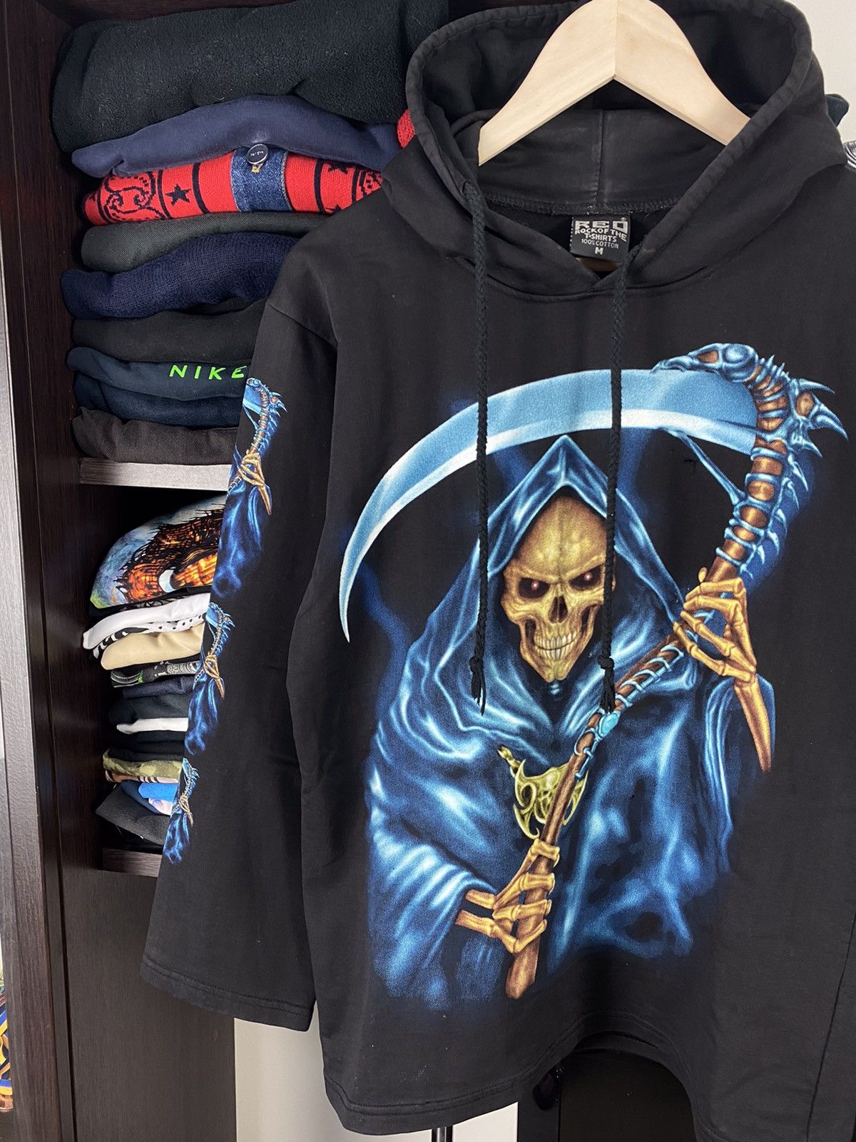 Japanese Brand × Vintage Vintage Y2K Fire Skull and Dragon Rock Of The T Shirt Hoodie Size US M / EU 48-50 / 2 - 3 Thumbnail
