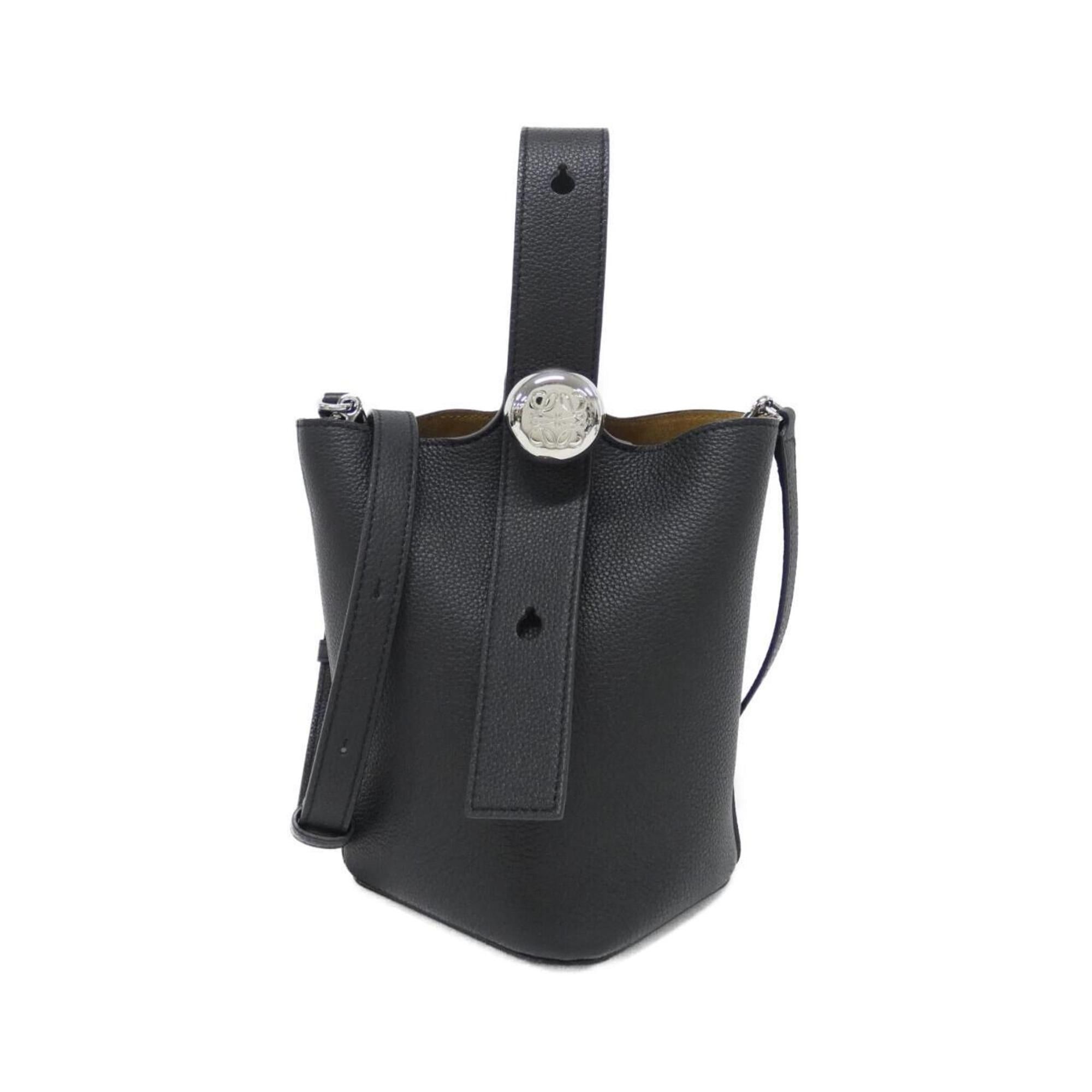 Loewe Pebble Bucket Mini Aanbbbmx02 Handbag in Black, Women's