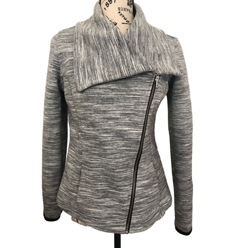 Athleta Athleta Gray Cowl Neck Sweater Size M / US 6-8 / IT 42-44 - 1 Thumbnail