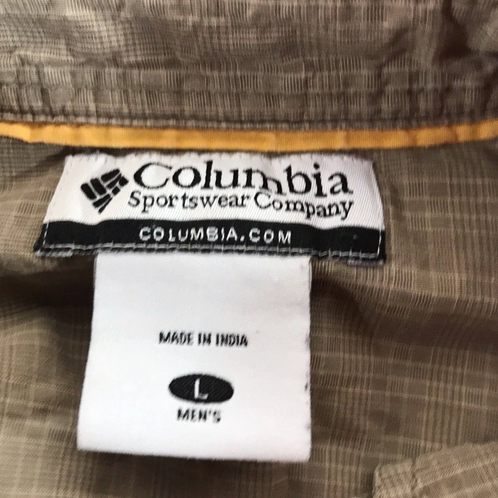 Vintage Columbia Button-Up Shirt Mens L Khaki Knit Cotton Classic 90s/Workwear (Breathable, Lightweight) Size US L / EU 52-54 / 3 - 4 Thumbnail