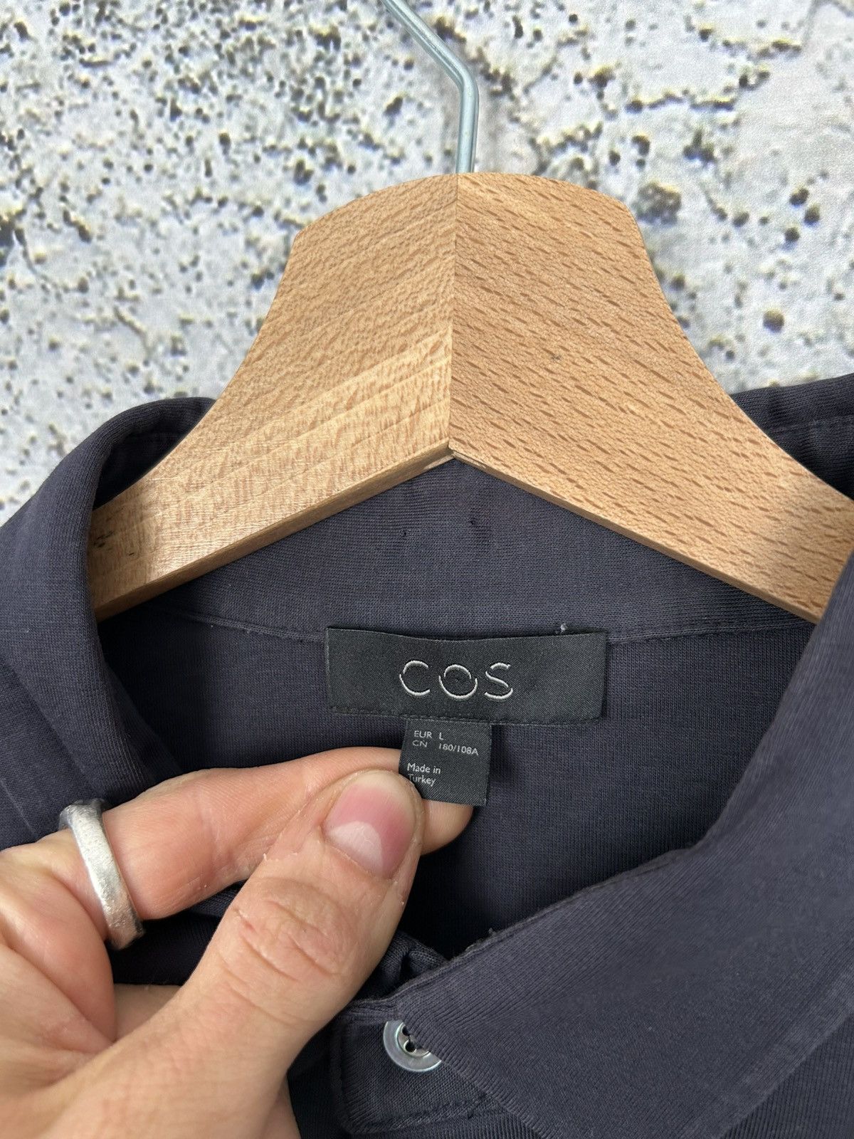 Cos COS Minimalist Scandinavian Basic Short Navy Avant Garde Size US L / EU 52-54 / 3 - 5 Thumbnail