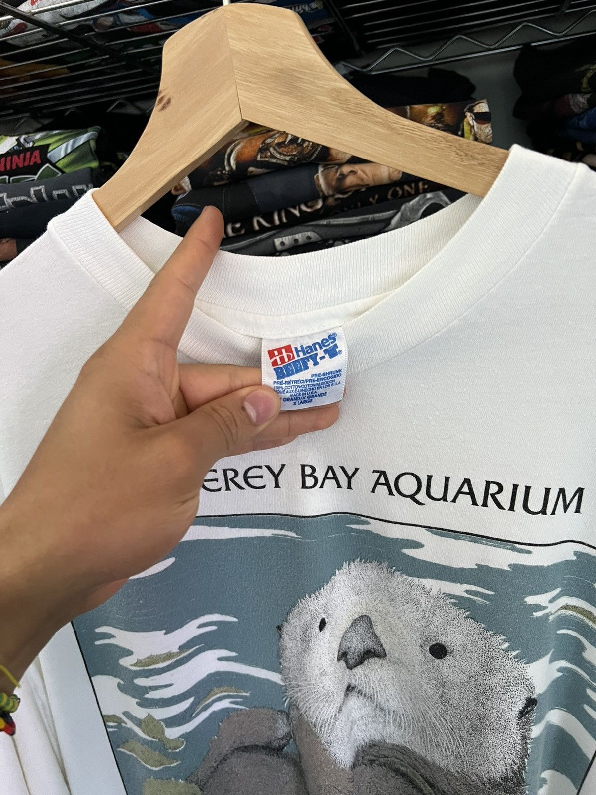 Habitat 1991 Otter Enhydra Lutris Diana Dee Tyler Monterey Bay Size US XL / EU 56 / 4 - 5 Thumbnail
