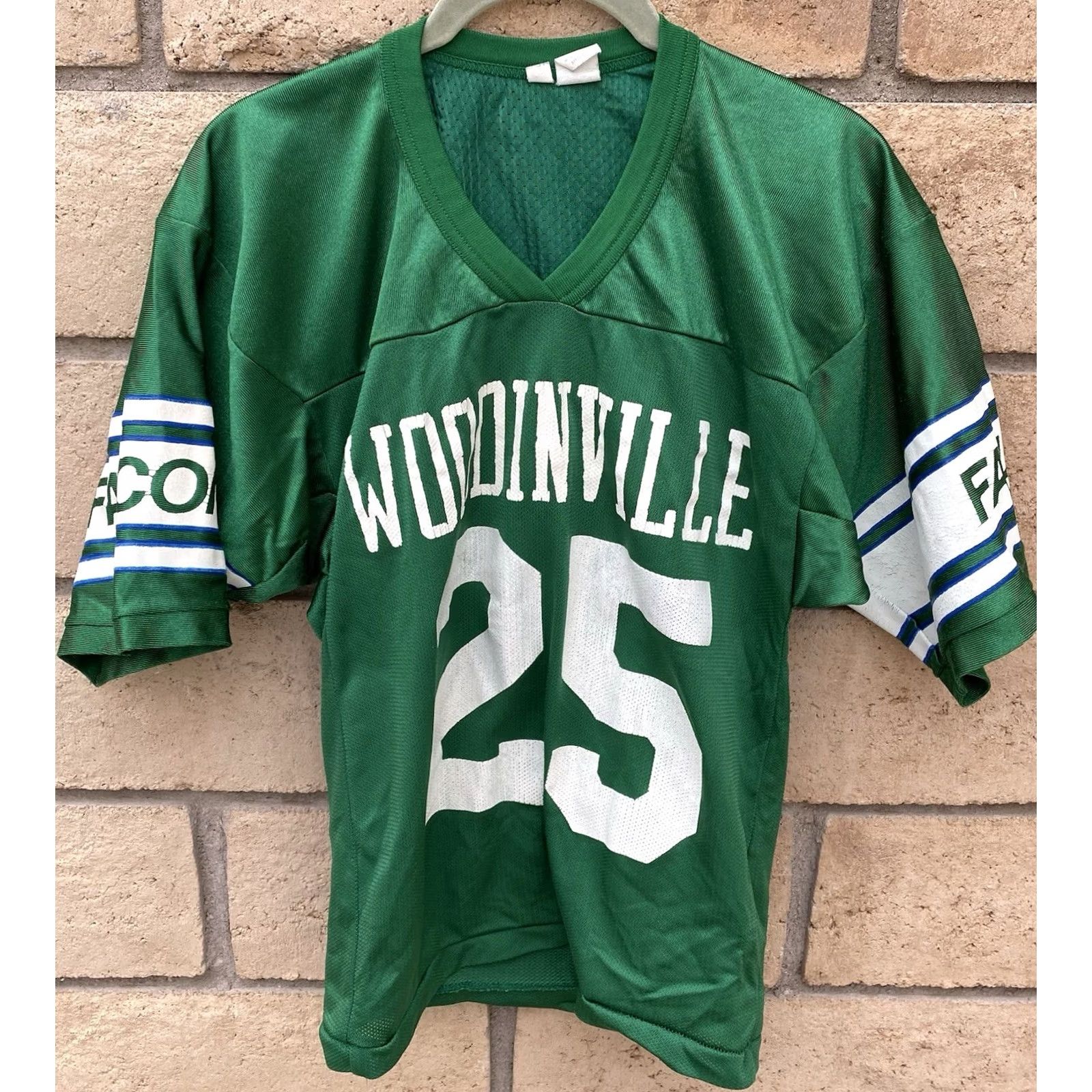 Vintage VINTAGE Tag Collegiate Football Jersey Woodinville Falcons 25 M Mens Boys 70s 80s Green Nylon Short Sleeve Vintage Authenticity Sportswear/Beach Size US M / EU 48-50 / 2 - 3 Thumbnail