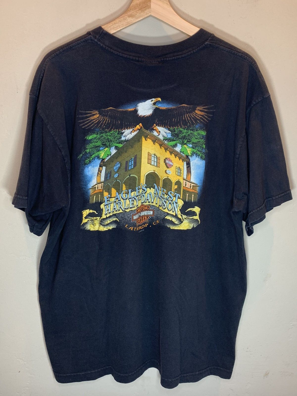 Harley Davidson *RARE* Vintage Harley Davidson Eagle’s Nest USA-Made T-Shirt Size US XL / EU 56 / 4 - 1 Thumbnail