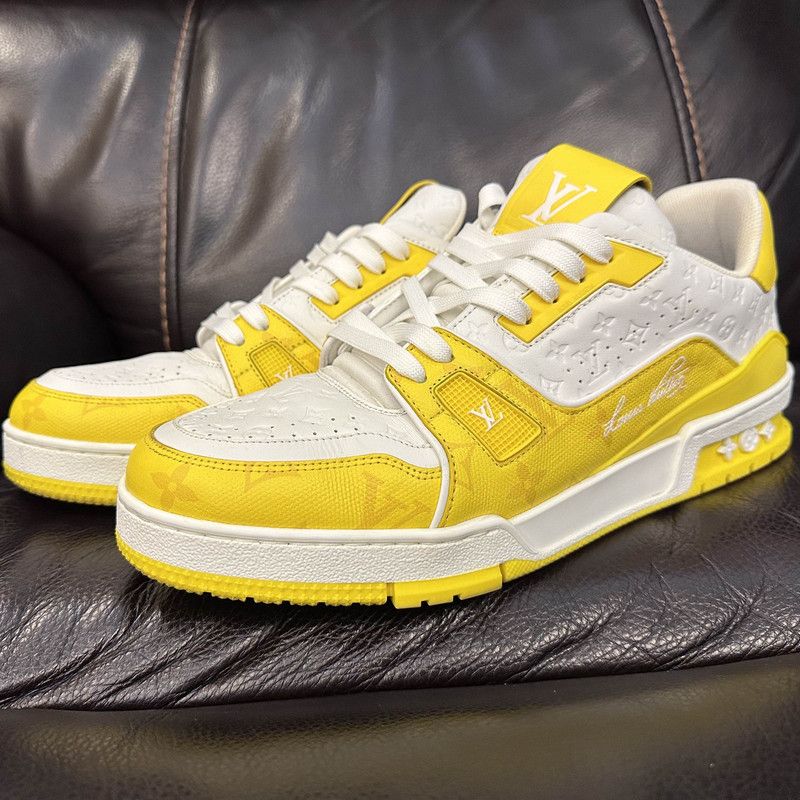 Louis Vuitton Louis Vuitton Trainer Low-Top Fashion Sneakers 0079 Size US 9.5 / EU 42-43 - 1 Thumbnail