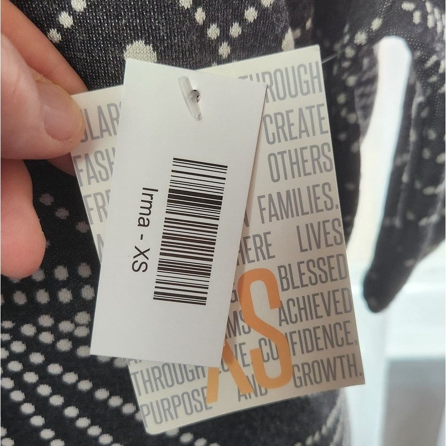 Other LuLaRoe Women's Size XS Top Black & Cream Geometric Dot NWT Size XS / US 0-2 / IT 36-38 - 8 Thumbnail