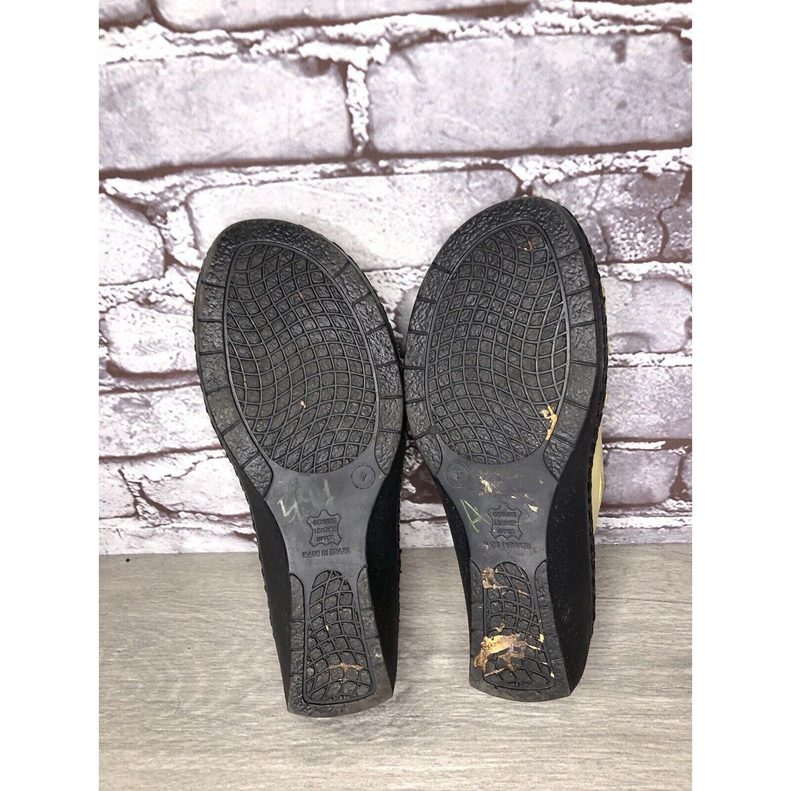 Duck Head Duckhead Yellow Leather Slip On Comfort Wedge Clogs Shoes Wo Size US 7 / IT 37 - 22 Thumbnail