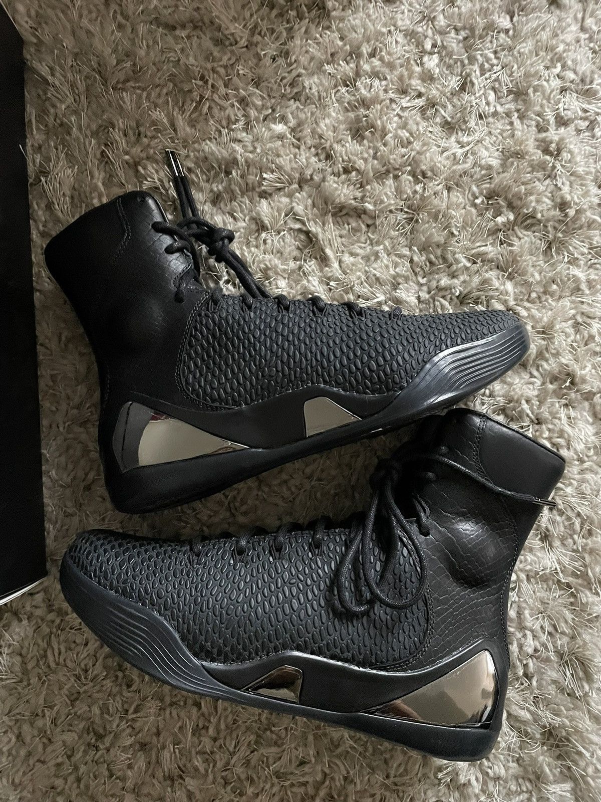 Nike Nike Kobe 9 High KRM EXT Black Mamba Size US 8.5 / EU 41-42 - 2 Thumbnail