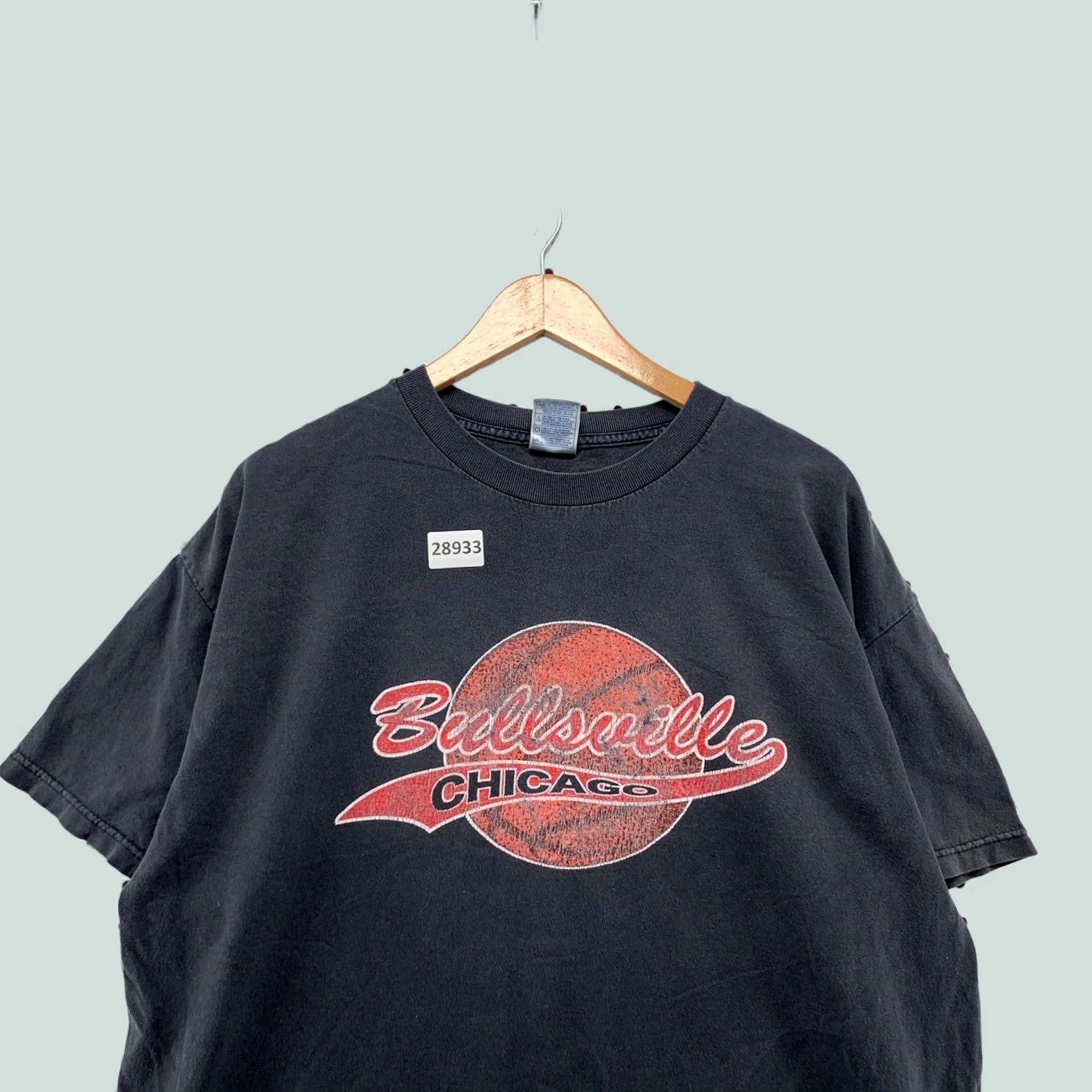 Vintage VINTAGE Chicago Bulls Bullsville Shirt Mens XL Black 90s Sports Short Sleeve Crew Neck Cotton T-Shirt Mens XL Bulls Basketball Size US XL / EU 56 / 4 - 1 Thumbnail