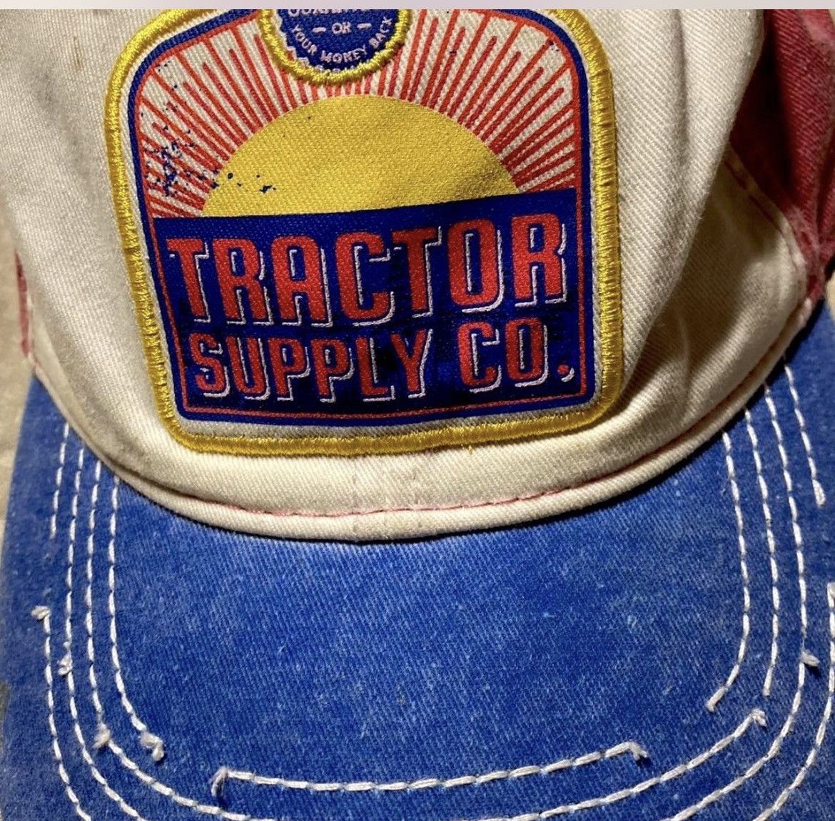 Vintage Vintage Tractor Supply Co. Trucker Hat - Red/Blue/Cream Size ONE SIZE - 2 Thumbnail