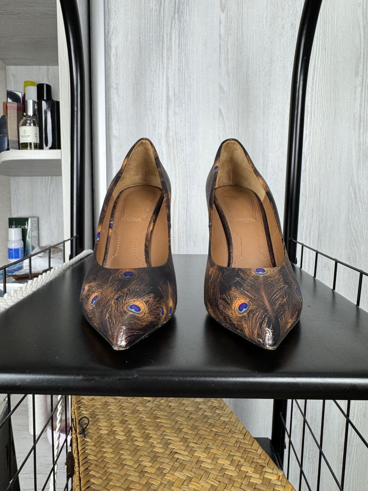 Givenchy Givenchy Paris peacock print leather stilettos heels Size US 6 / IT 36 - 4 Thumbnail