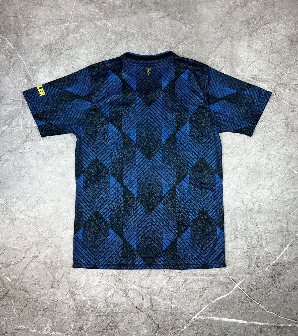 Adidas Adidas Manchester Inited Jersey Size Xl Size US XL / EU 56 / 4 - 3 Thumbnail