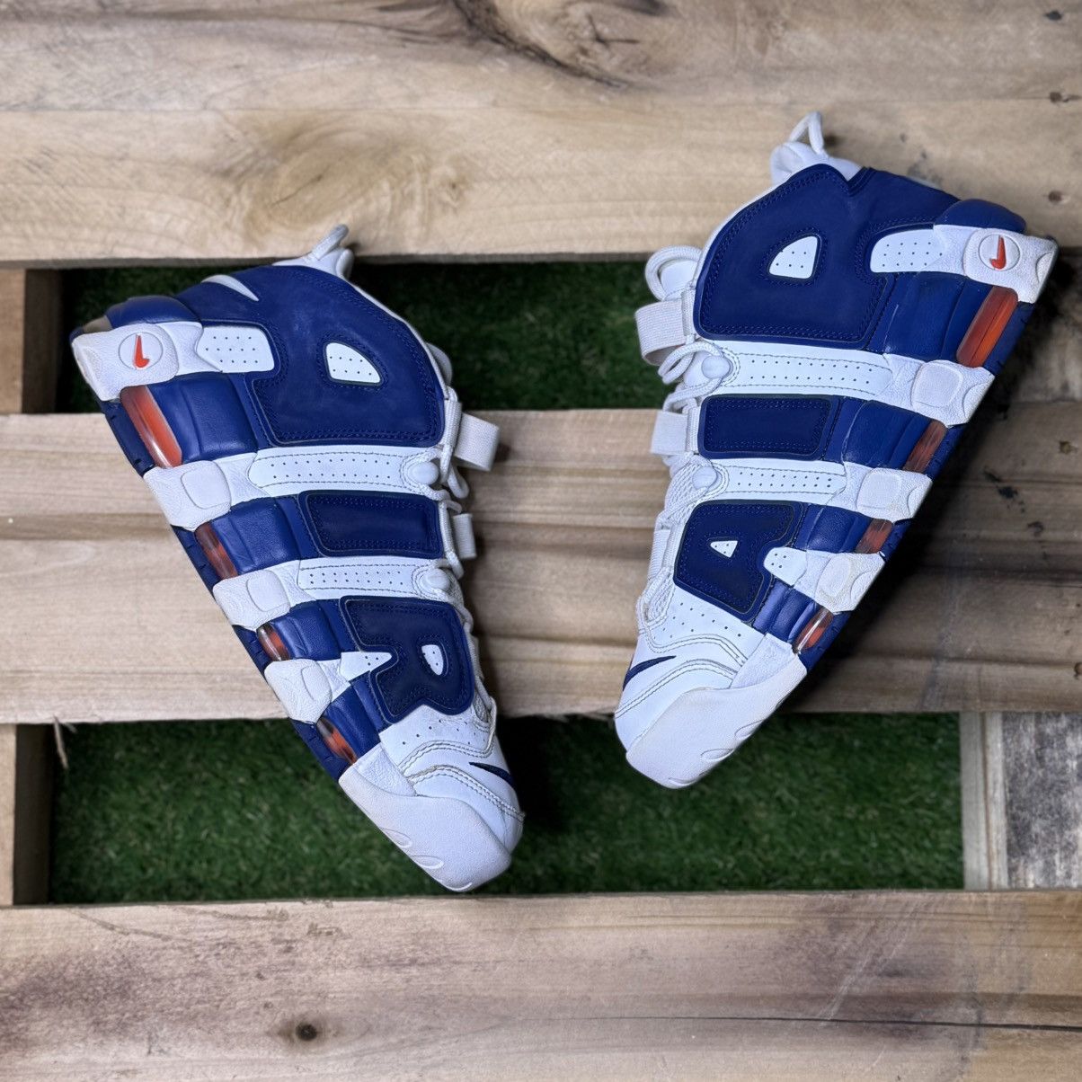 Shoes Air More Uptempo 96 Knicks Nike Air More Uptempo Knicks Size 