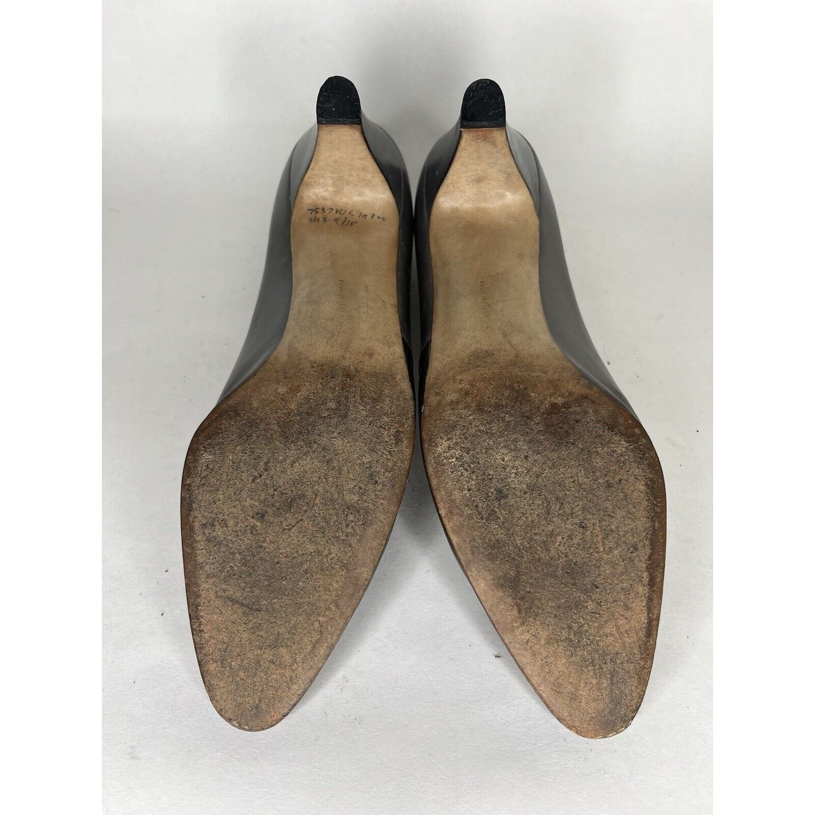 Salvatore Ferragamo Salvatore Ferragamo Gray Leather Green Dress Heels Women’s S Size US 10 / IT 40 - 6 Thumbnail