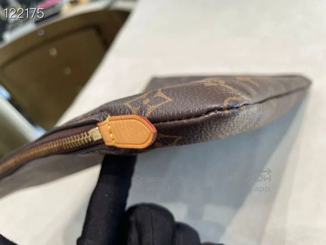 Louis Vuitton Louis Vuitton Etui Voyage Clutch Bag. Size ONE SIZE - 5 Thumbnail