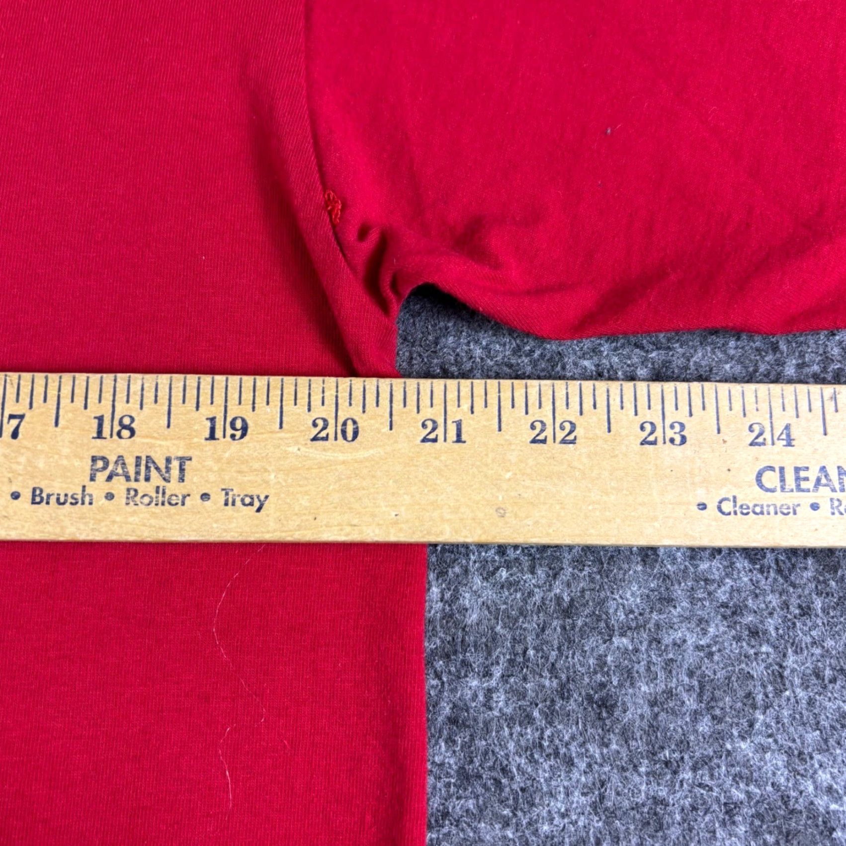 Vintage Mens Red Parrot Margarita Happy Hour Graphic T Shirt Sand Key FL Size L 90s Size US L / EU 52-54 / 3 - 3 Thumbnail