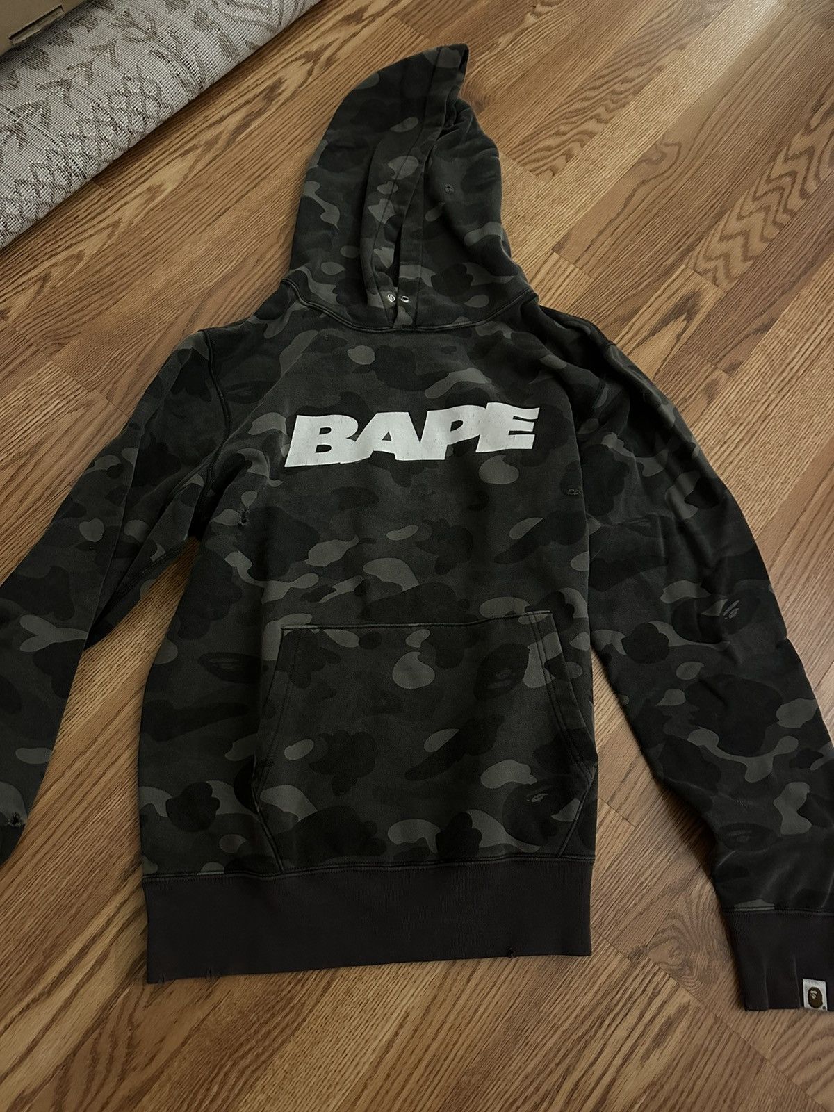 Bape Color Camo Pullover Hoodie Size US L / EU 52-54 / 3 - 1 Thumbnail