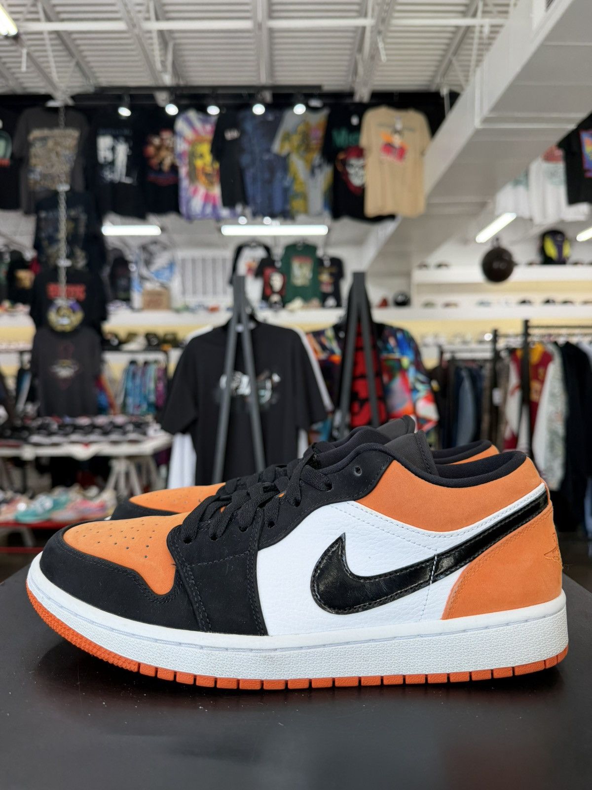 Jordan Brand Jordan 1 Low Shattered Backboard Size 9 (2021) Size US 9 / EU 42 - 7 Thumbnail