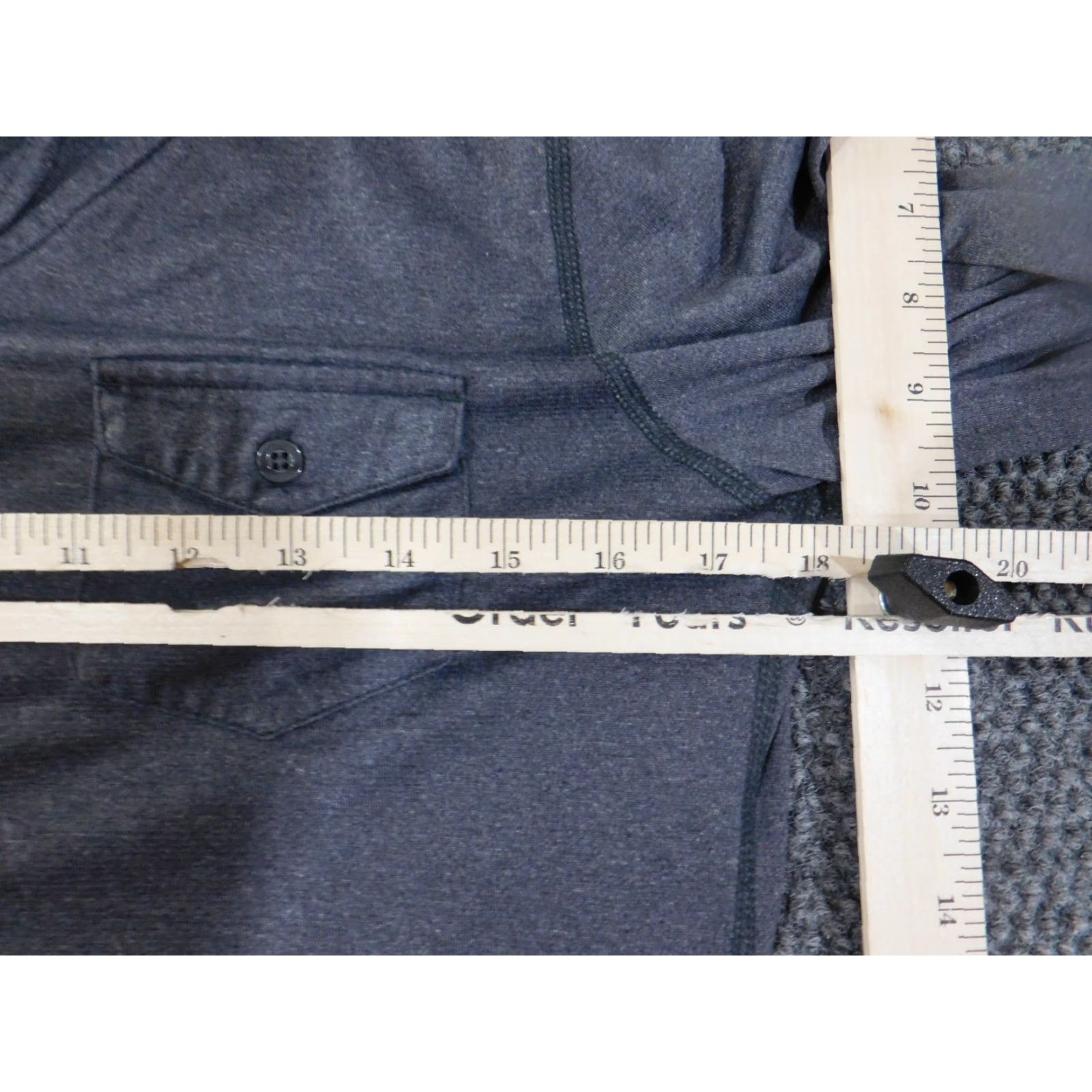 Marmot Marmot Hoodie Women M Gray Lightweight Pullover Crew Neck Outdoors Hiking Logo Knit Nylon Polyester Stitching Discoloration Hole - Good Condition Size M / US 6-8 / IT 42-44 - 7 Thumbnail