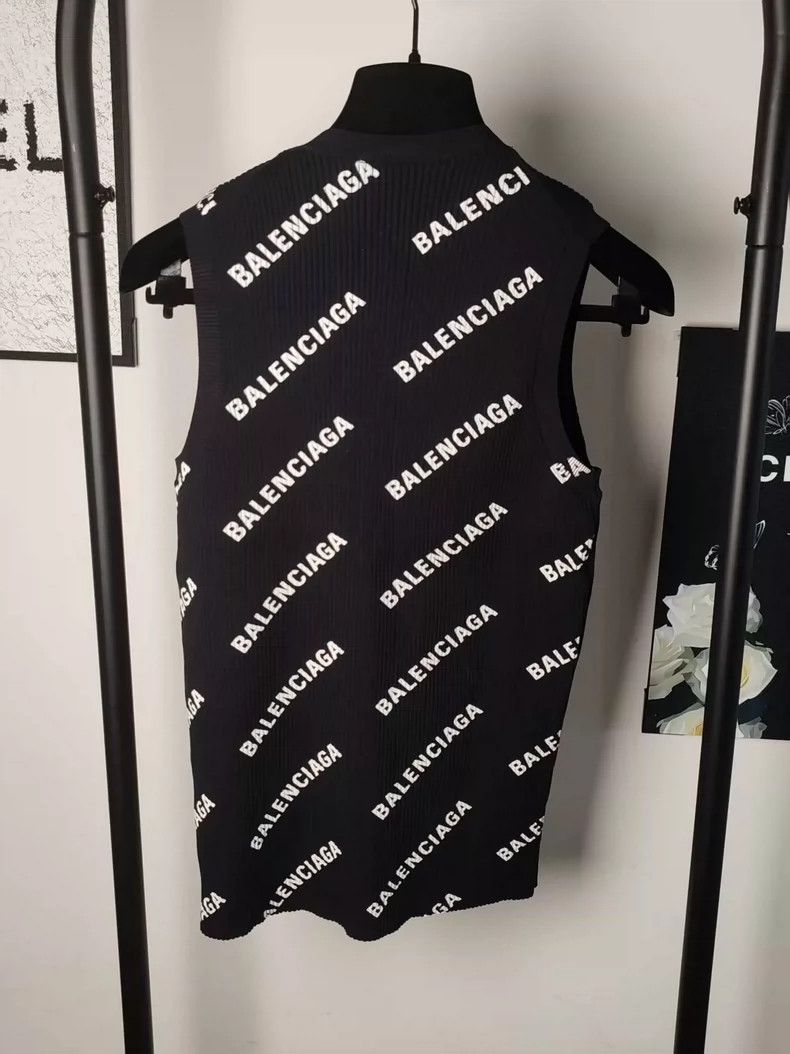 Balenciaga Balenciaga Embroidered Backless Vest Size US M / EU 48-50 / 2 - 2 Thumbnail