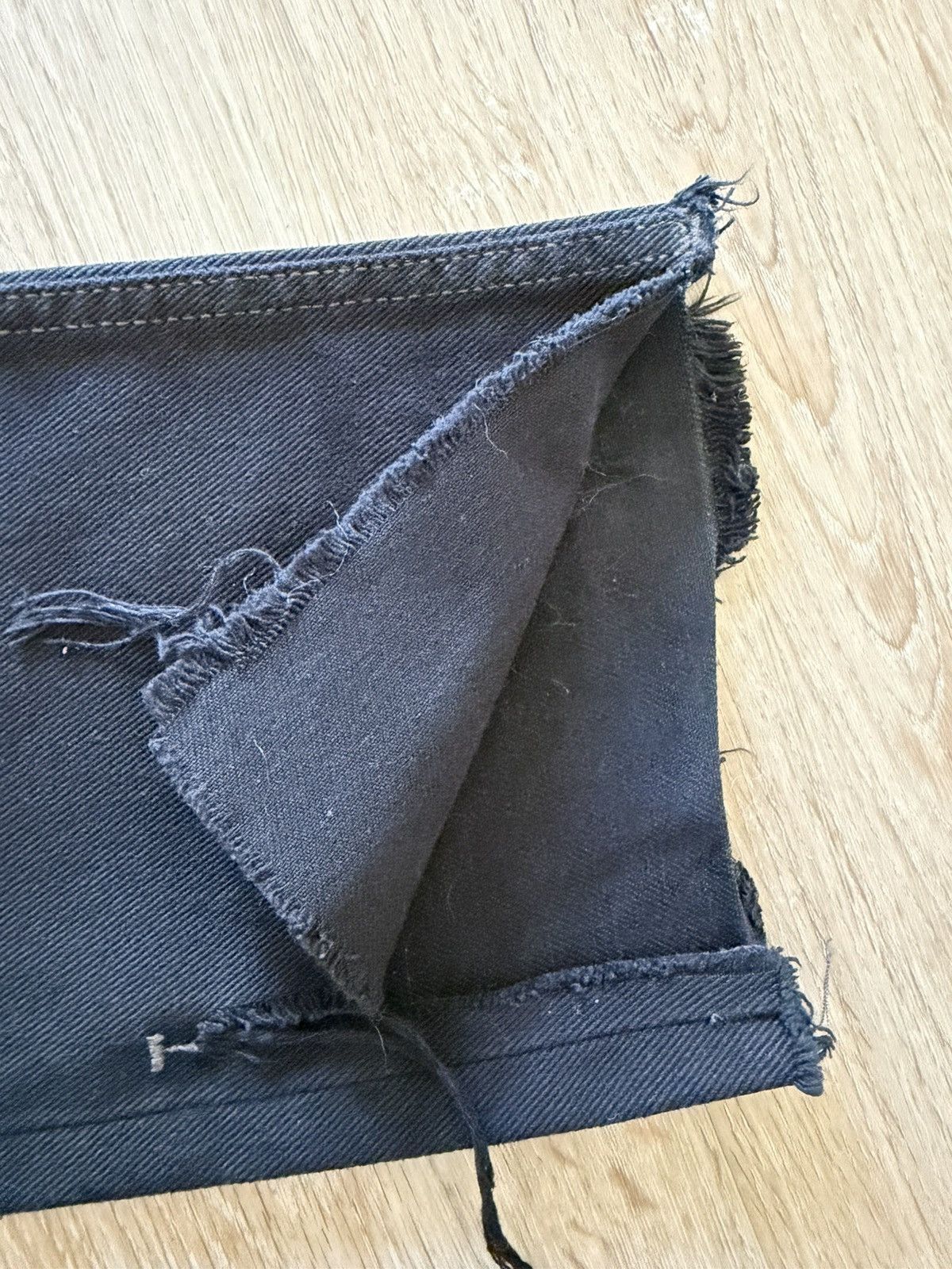 Balenciaga Balenciaga Black Super Fitted Jeans sz 30 Size US 30 / EU 46 - 5 Thumbnail