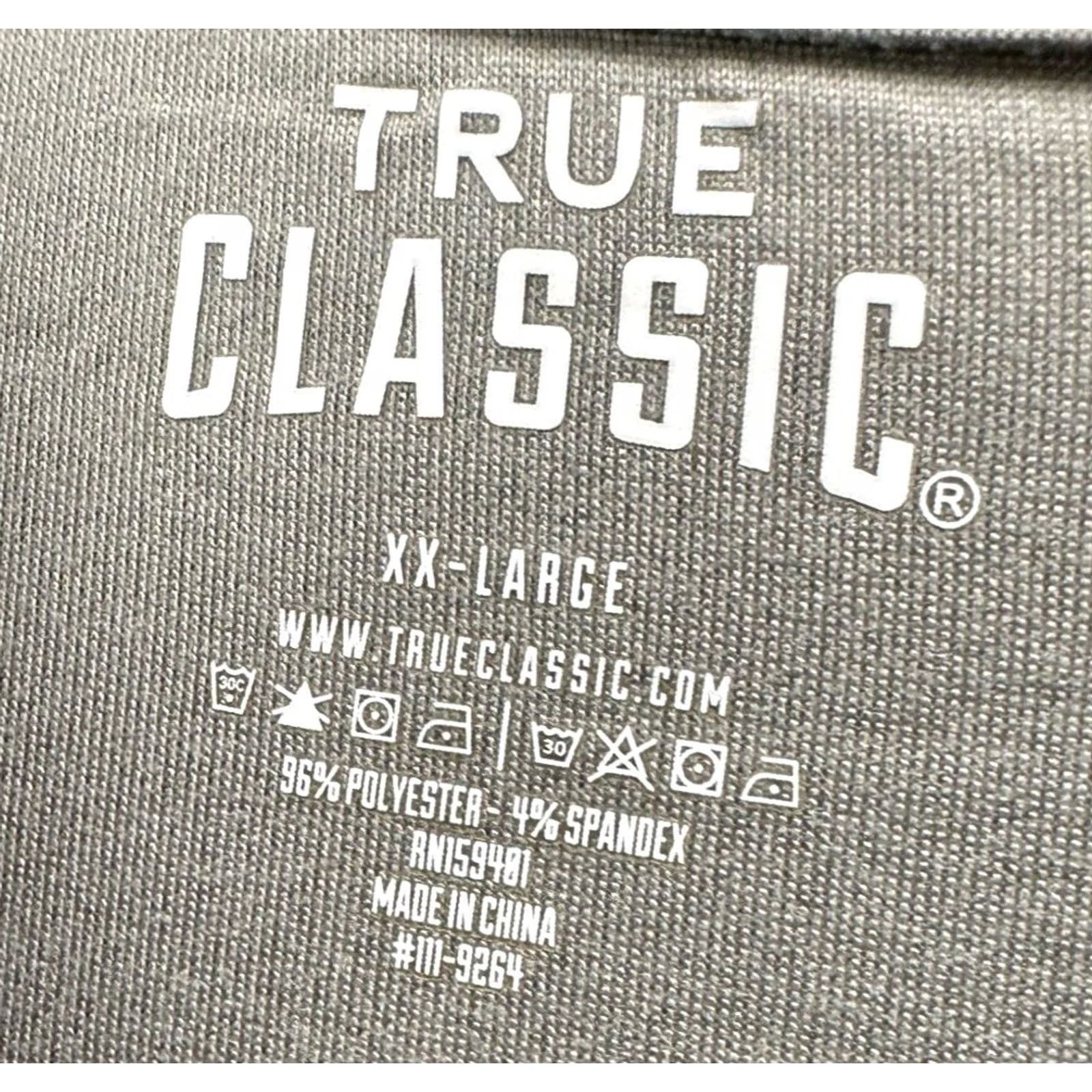 Vintage True Classic Shirt Adult 2XL Grey Crew Neck Short Sleeve Tee Stretch Mens Size US XXL / EU 58 / 5 - 4 Thumbnail