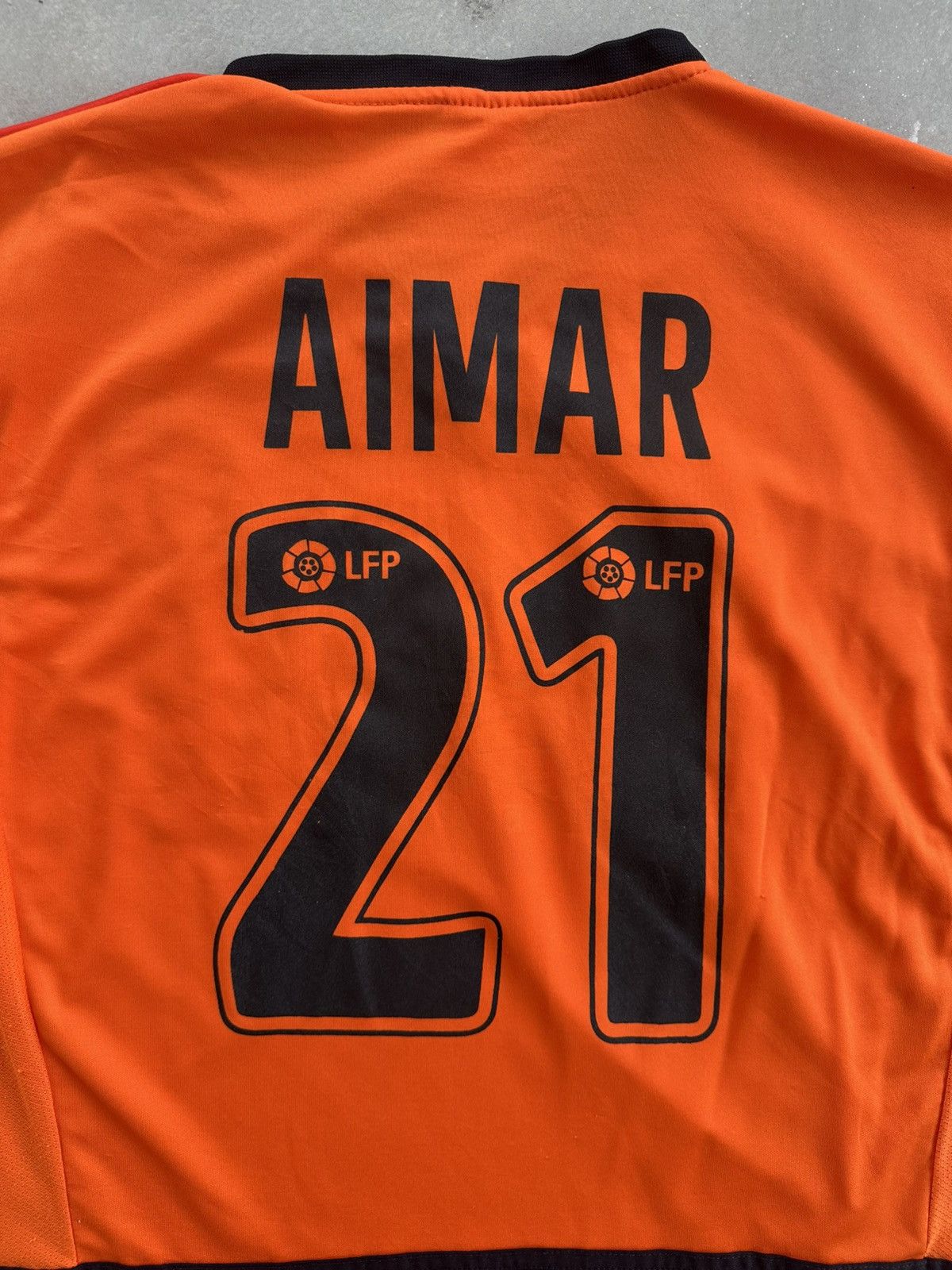 Vintage VINTAGE PABLO AIMAR VALENCIA 2002-2003 JERSEY Size US XL / EU 56 / 4 - 6 Thumbnail