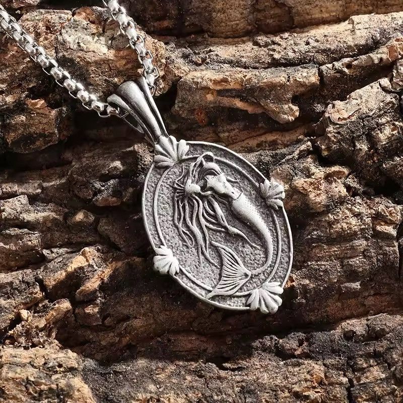 Jewelry Retro Silver Mermaid Goddess Medal Pendant Necklace Size ONE SIZE - 5 Thumbnail