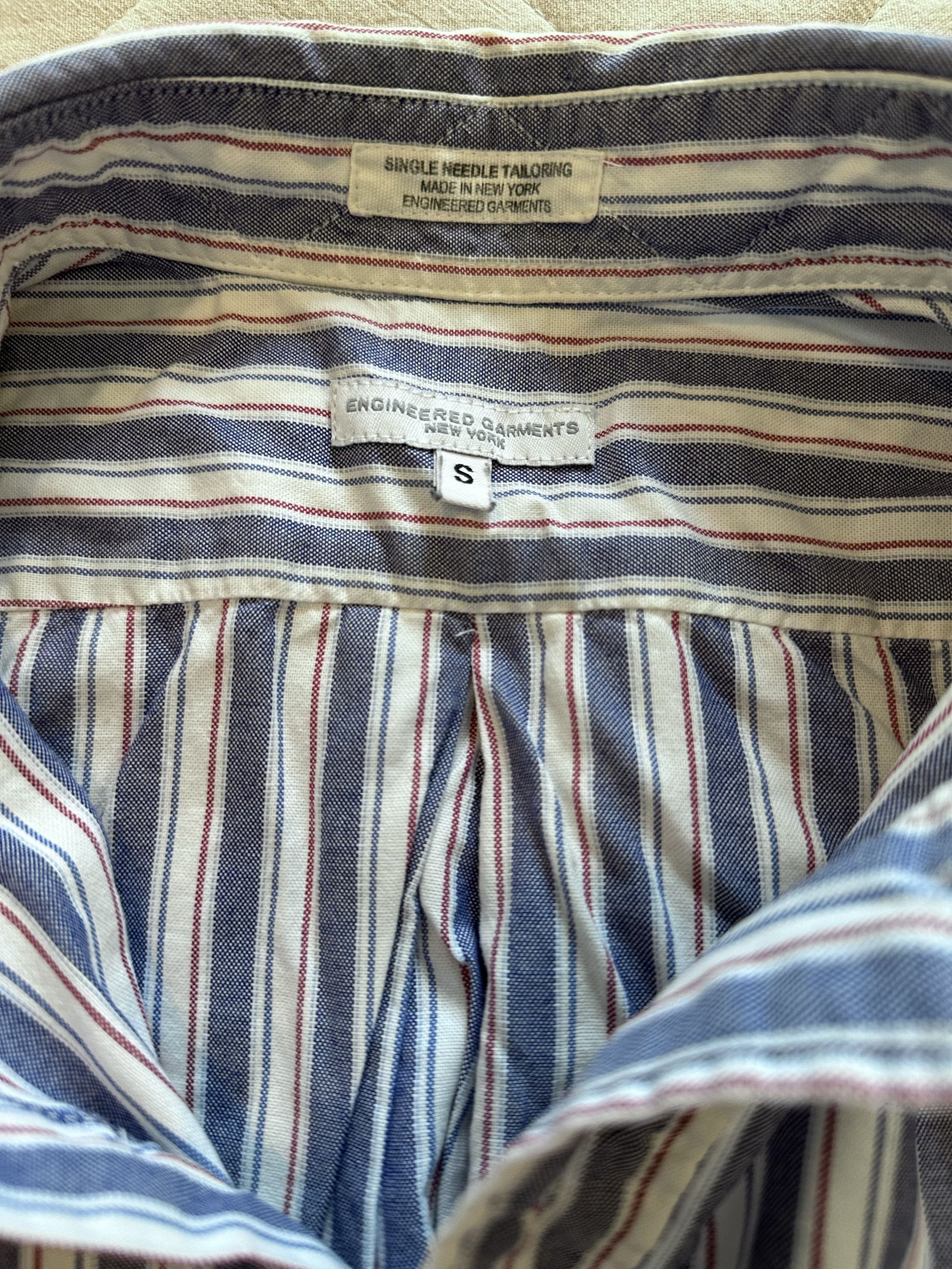 Engineered Garments 19 Century BD Oxford Shirt / White Blue Red Stripe Size US S / EU 44-46 / 1 - 8 Thumbnail