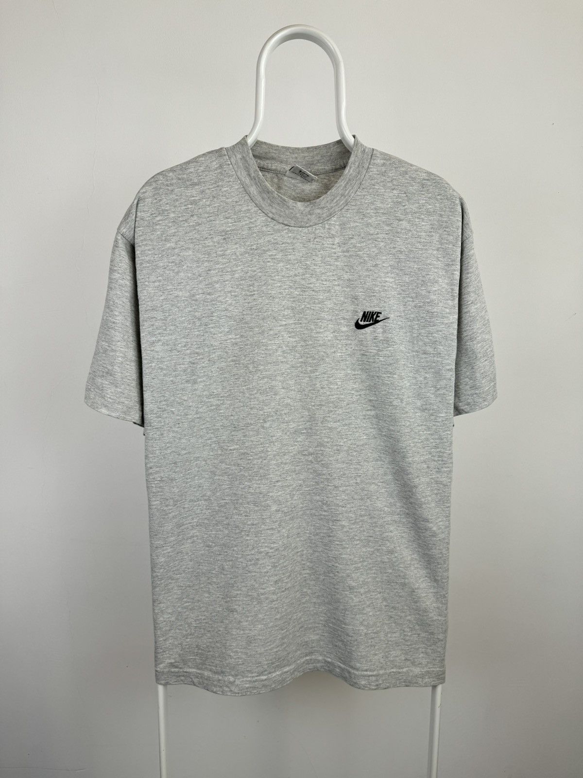Vintage Vintage Nike Iconic Small Logo Tee Size US M / EU 48-50 / 2 - 1 Thumbnail