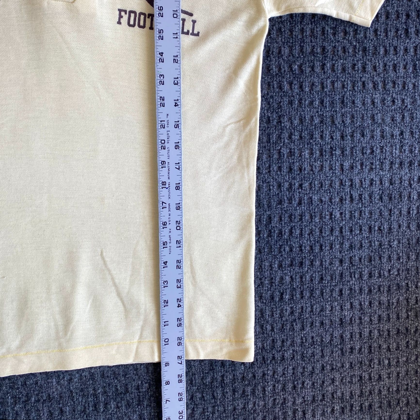 Champion VINTAGE Champion Polo Shirt Men L Yellow California Football School DK Stagg High School 70s 80s Size US L / EU 52-54 / 3 - 6 Thumbnail