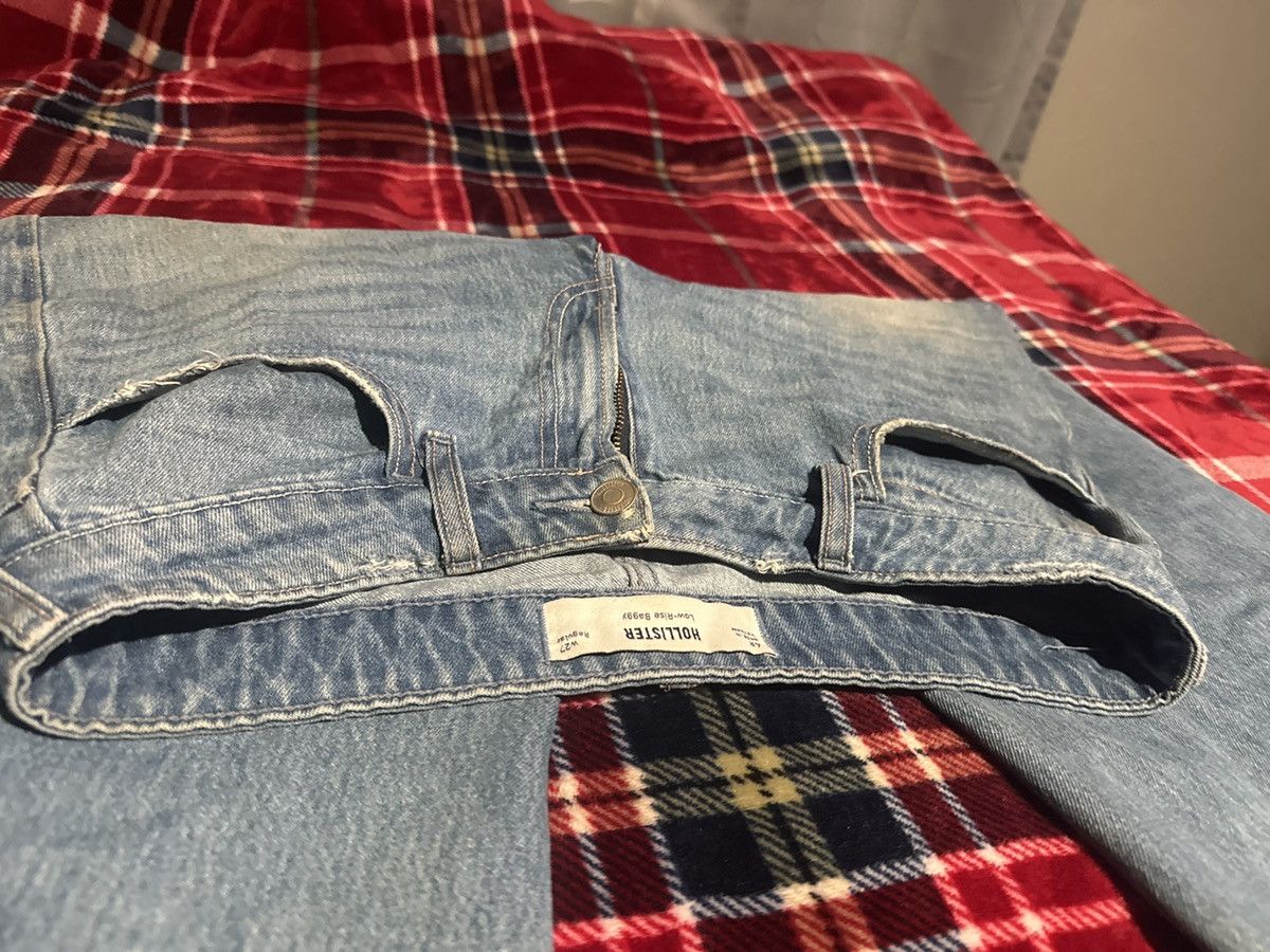 Hollister Low rise baggy denim jeans Size US 27 - 2 Thumbnail