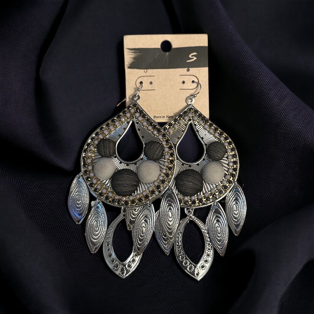 Other Large embellished teardrop dangle earrings Size ONE SIZE - 1 Thumbnail