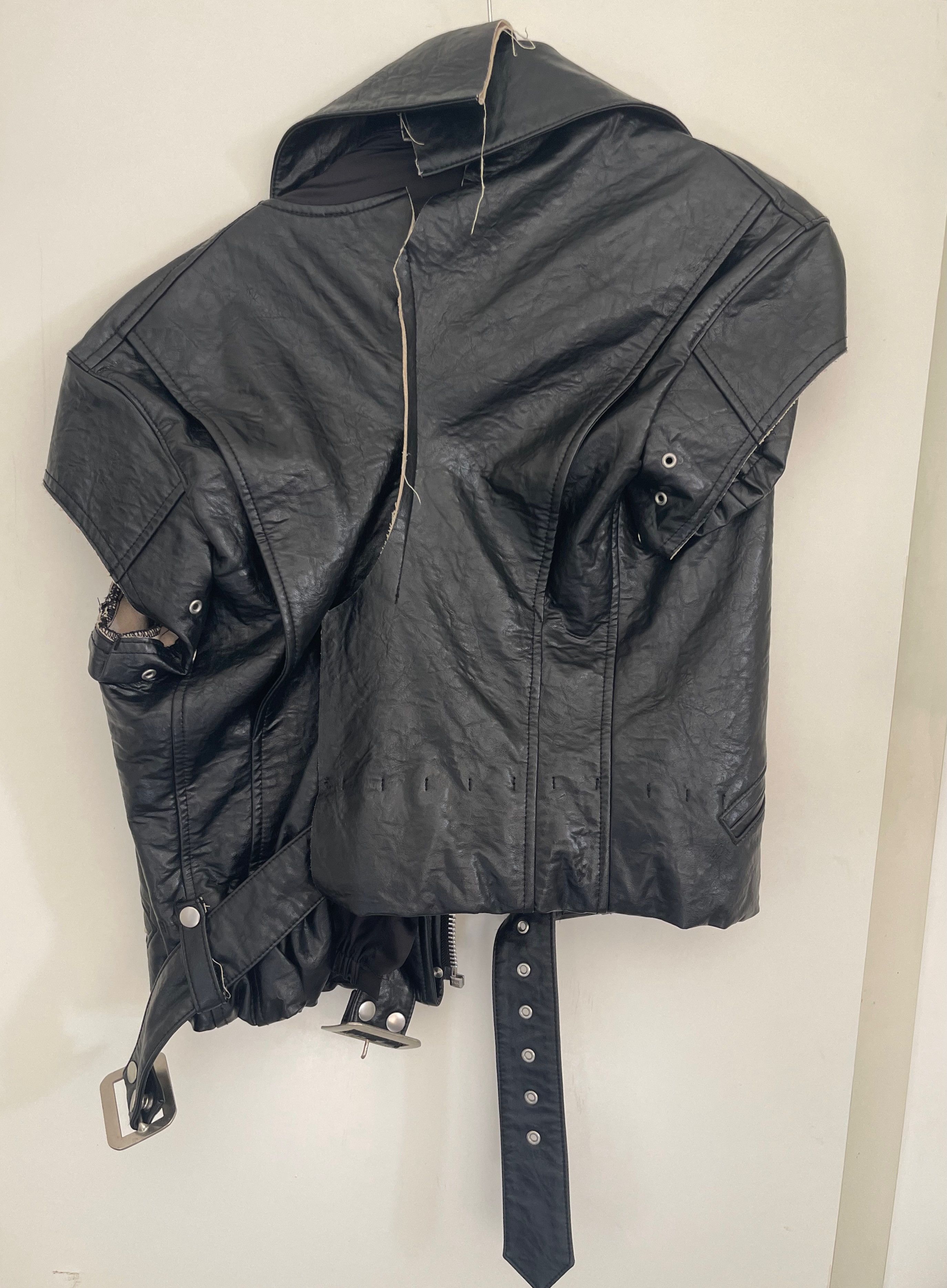 Junya Watanabe JUNYA WATANABE X CDG VINTAGE LEATHER VEST Size M / US 6-8 / IT 42-44 - 2 Thumbnail
