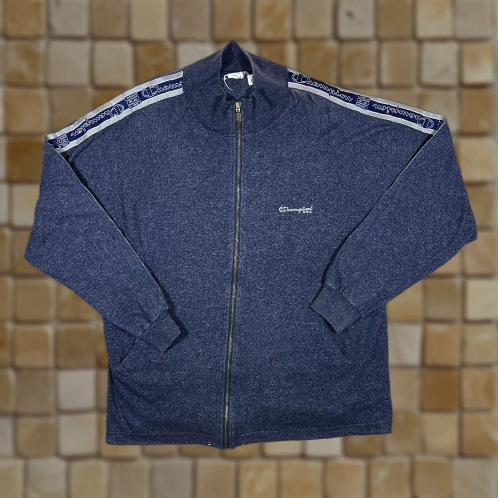 Champion VINTAGE CHAMPION USA Mini Logo Tape Sleeve Navy Blue Zip Sweatshirt XL Mens Hoodie Size US XL / EU 56 / 4 - 1 Thumbnail