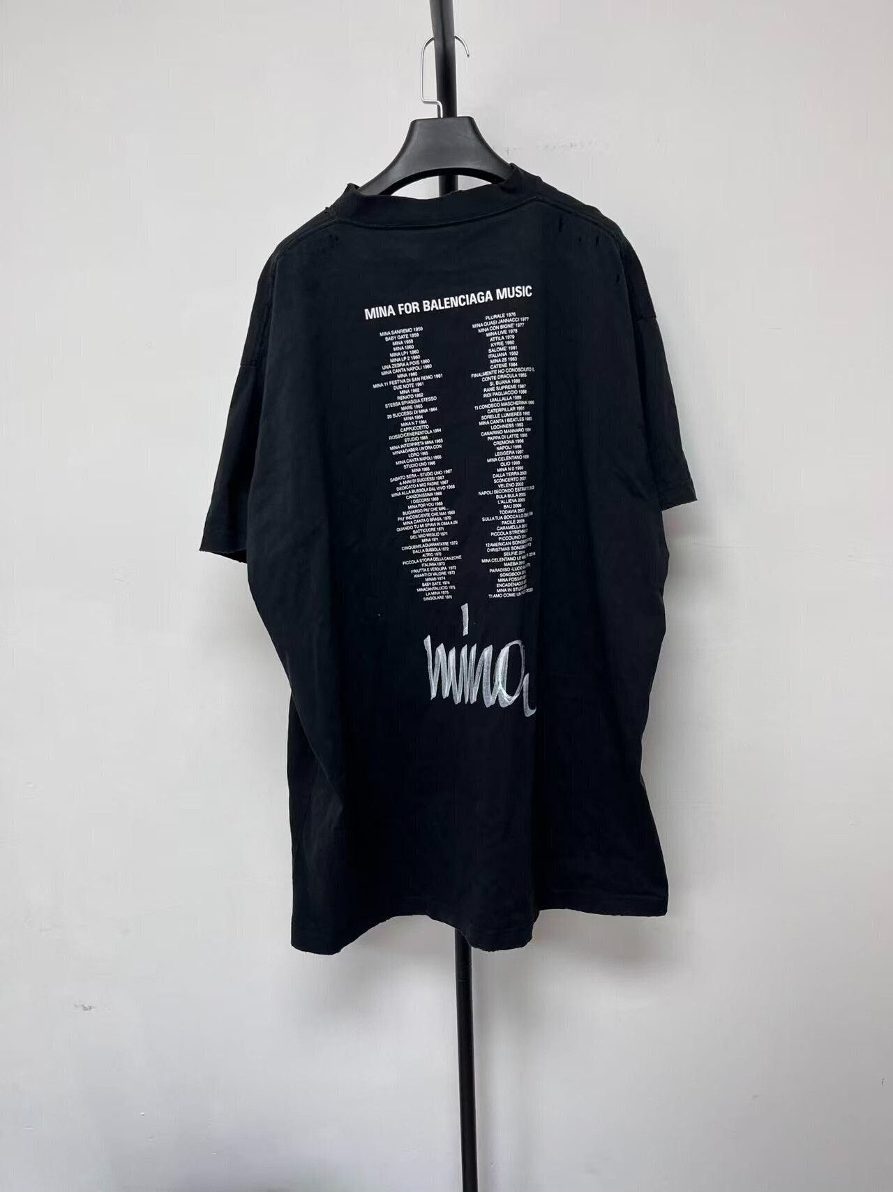 Balenciaga black short sleeve knit t-shirt with graphic Size US M / EU 48-50 / 2 - 2 Thumbnail