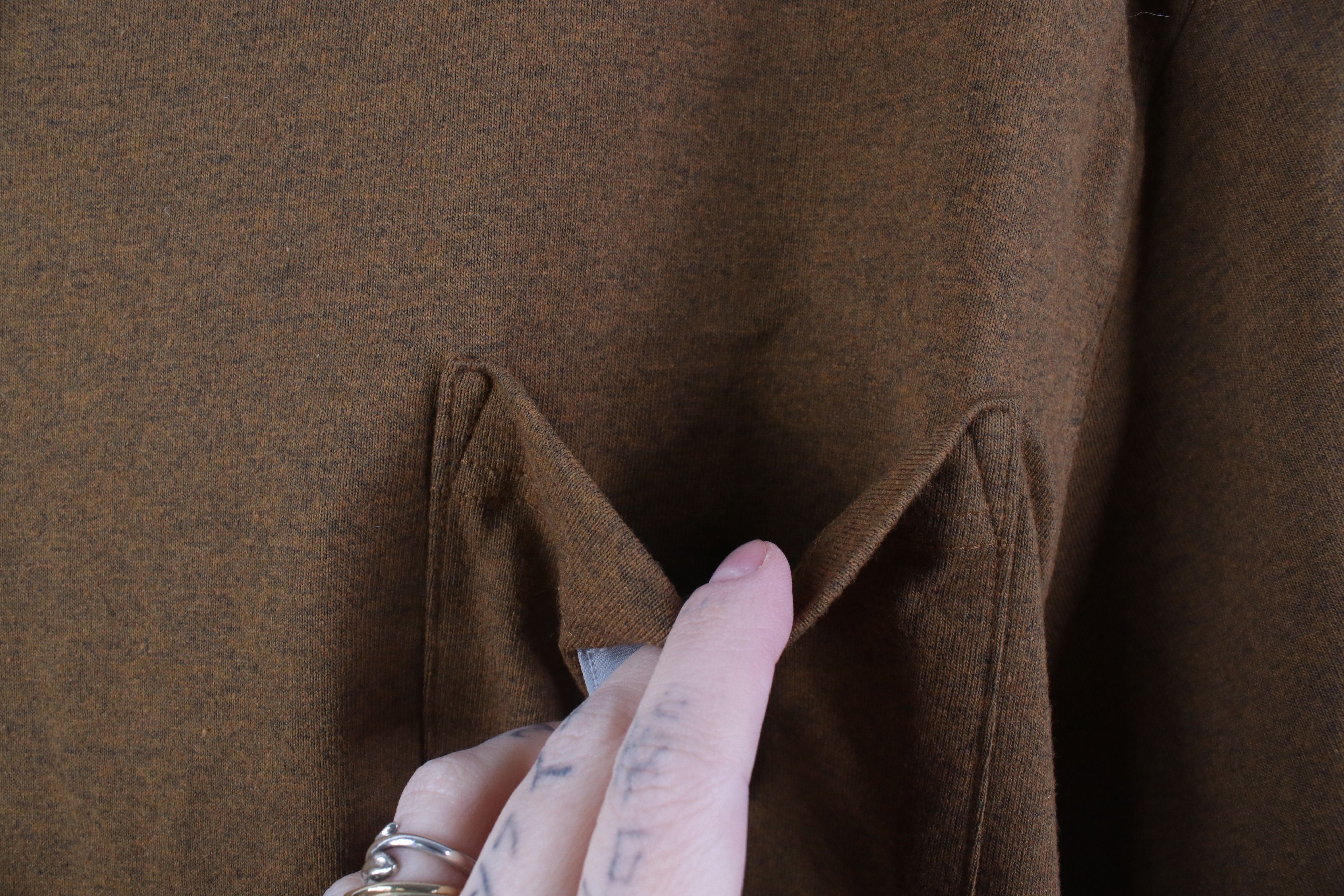 Carhartt Deadstock Y2K Carhartt Pocket T-Shirt Oiled Walnut Heather Size US S / EU 44-46 / 1 - 5 Thumbnail
