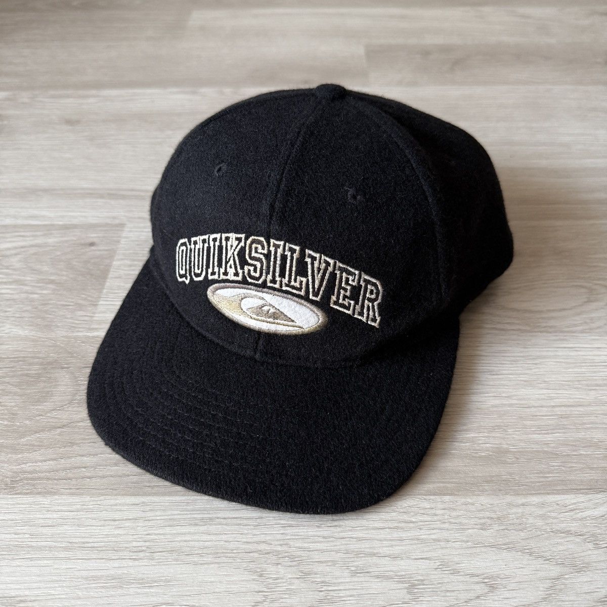 Quiksilver Vintage Quiksilver Size ONE SIZE - 1 Thumbnail