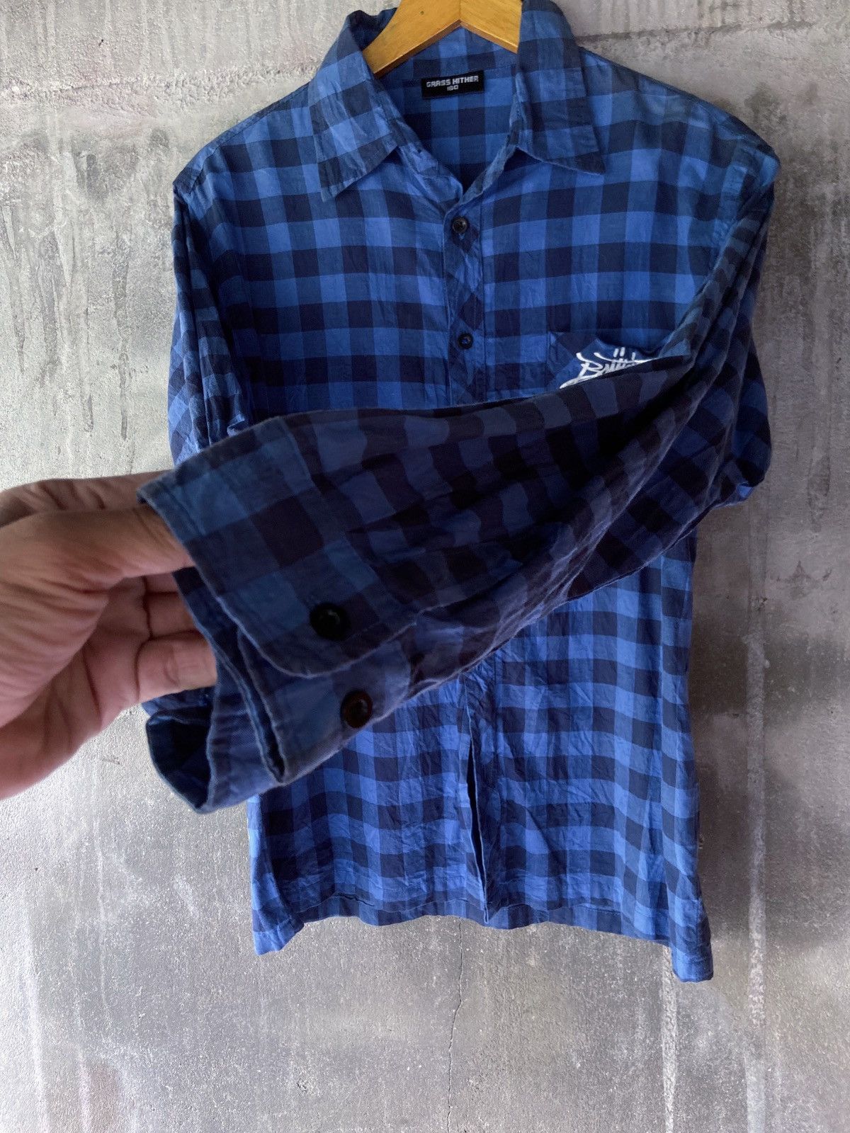 If Six Was Nine ARE WE IN ANY DANGER? DOES ANYBODY KNOW THIS? BUTTON SHIRT Size US M / EU 48-50 / 2 - 3 Thumbnail