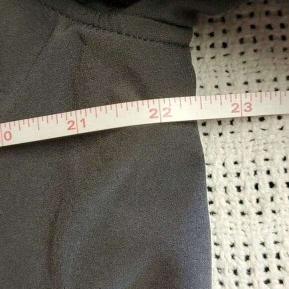 Calvin Klein Calvin Klein Water Resistant & Wind Protectant Zippered Pock Size US M / EU 48-50 / 2 - 11 Thumbnail