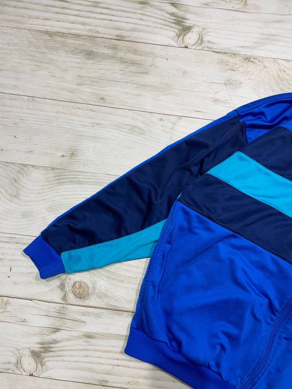 Nike Vintage Nike Tracksuit Jacket And Pants Size US L / EU 52-54 / 3 - 4 Thumbnail