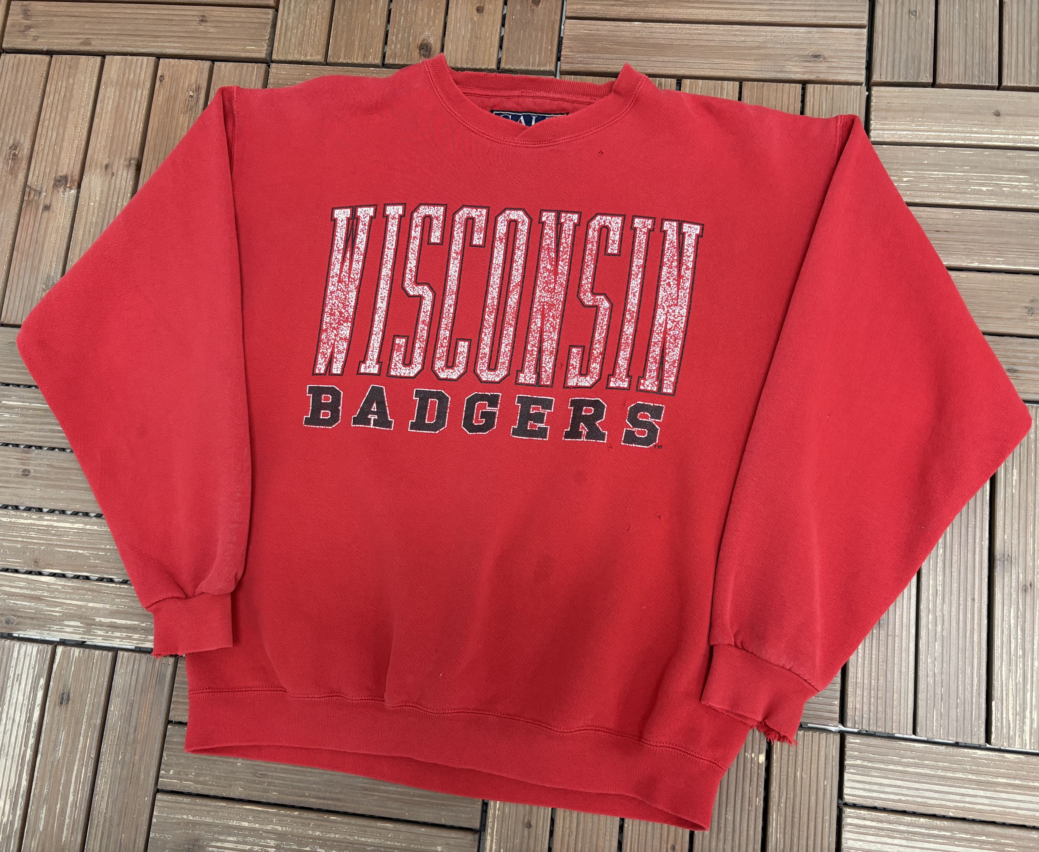 Vintage Wisconsin Badgers Vintage Red Crewneck Sweater Size US L / EU 52-54 / 3 - 3 Thumbnail